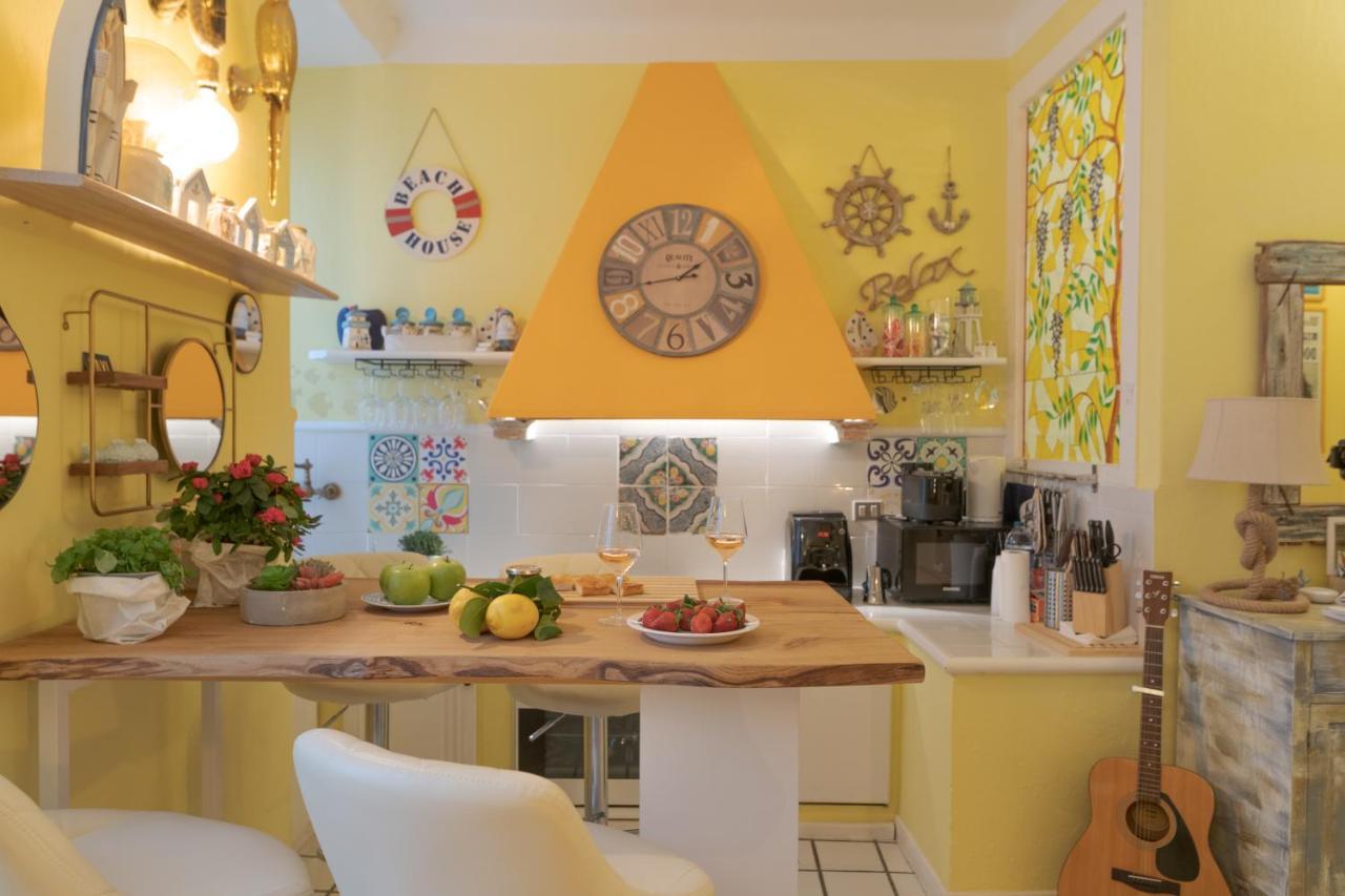 Noah home, Terre Marine Manarola Bagian luar foto