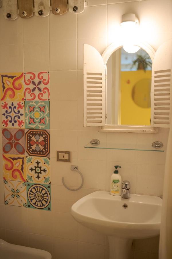 Noah home, Terre Marine Manarola Bagian luar foto
